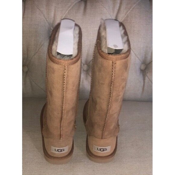 NEW $180 UGG KID'S CHESTNUT CLASSIC TALL BOOTS (YOUTH) US SIZE 13Y - Picture 6 of 8